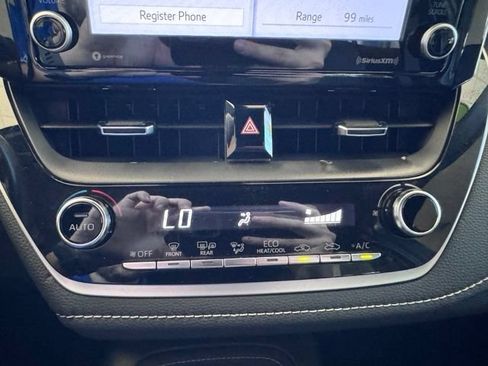 Used 2022 Toyota Corolla SE w/ Carpet Mat Package (TMS) FWD image 21