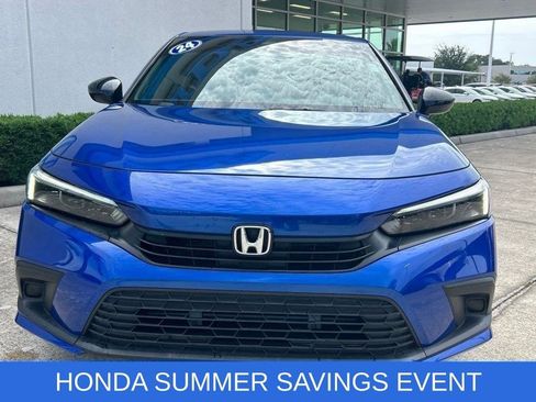 Used 2024 Honda Civic Sport image 2