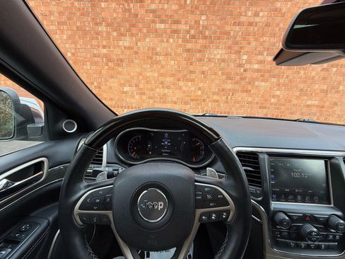 Used 2015 Jeep Grand Cherokee Overland w/ Advanced Technology Group image 25