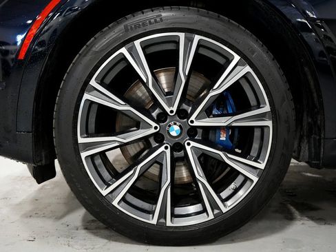 Used 2022 BMW X7 M50i w/ Dynamic Handling Package image 31