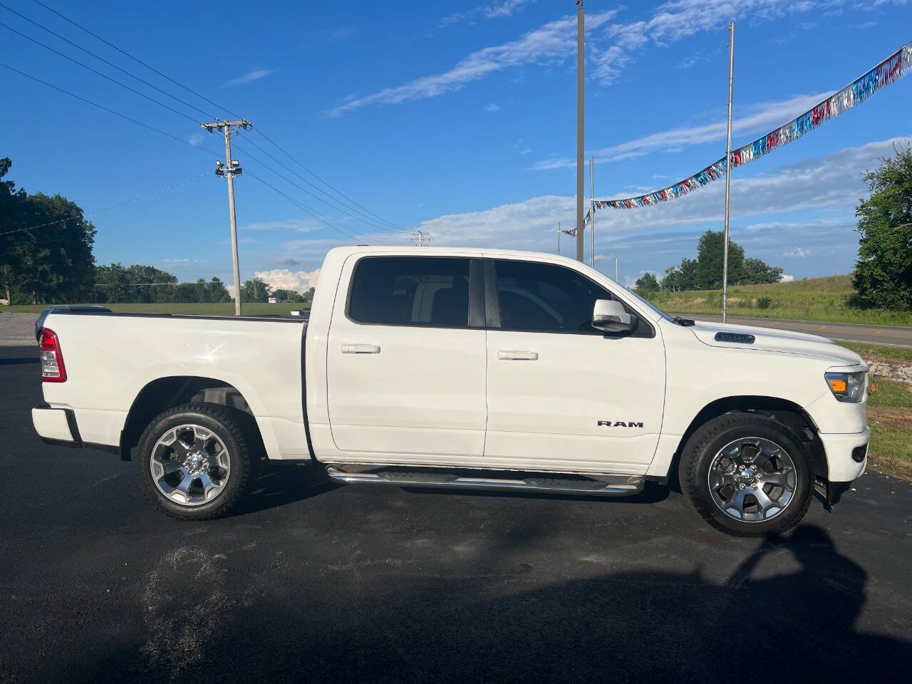 Used 2019 RAM 1500 Big Horn AWD/4WD image 3