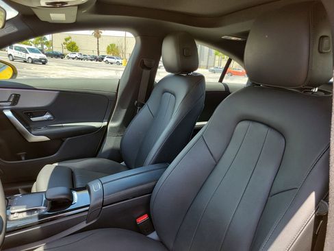 Certified 2022 Mercedes-Benz CLA 250 image 21