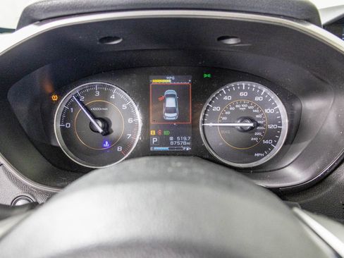 Used 2019 Subaru Crosstrek 2.0i Limited w/ Moonroof Package w/Navigation image 11