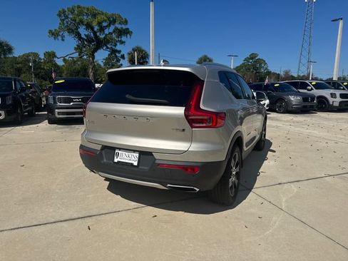 Used 2019 Volvo XC40 T5 Inscription AWD/4WD image 5