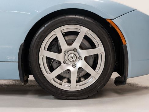 Used 2008 Tesla Roadster RWD image 28