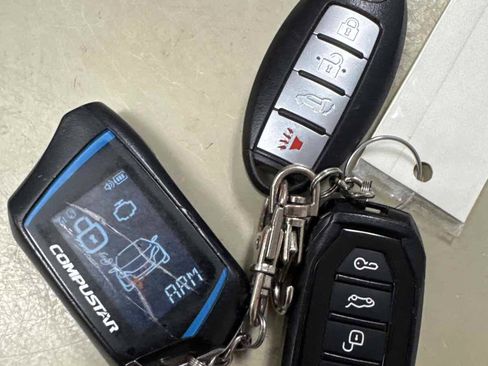 Used 2014 Nissan Murano SL w/ Navigation Package AWD/4WD image 34