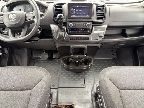 Used 2023 RAM ProMaster 2500 FWD image 17