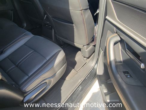 Used 2025 MAZDA CX-70 Plug-In Hybrid w/ Premium Pkg AWD/4WD image 11