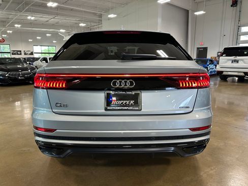 Used 2023 Audi Q8 Premium Plus AWD/4WD image 7