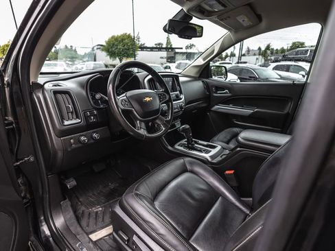 Used 2018 Chevrolet Colorado ZR2 w/ ZR2 Midnight Special Edition AWD/4WD image 24