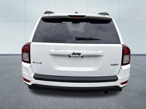 Used 2016 Jeep Compass Latitude w/ Mopar Chrome Accents Group image 3