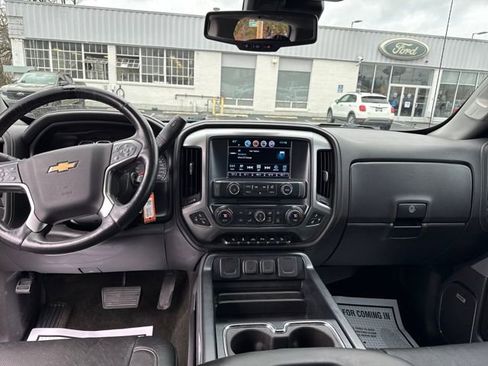 Used 2018 Chevrolet Silverado 1500 LTZ Z71 w/ LTZ Plus Package AWD/4WD image 12