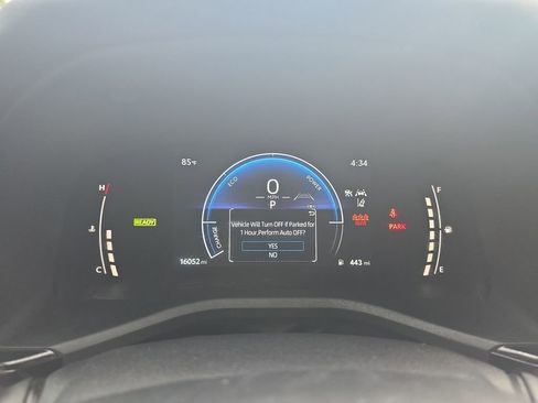 Used 2025 Toyota Camry SE w/ Convenience Package FWD image 23