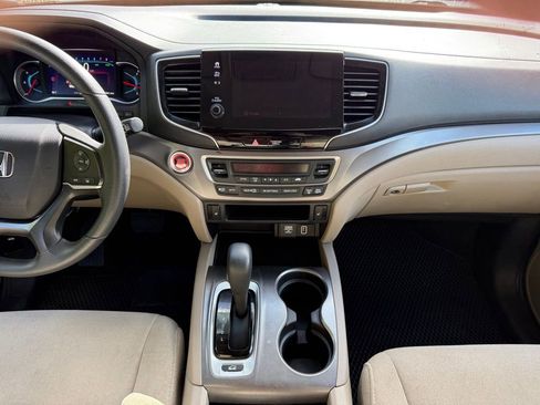 Used 2020 Honda Pilot EX image 22