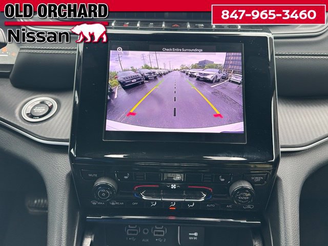 Used 2023 Jeep Grand Cherokee Altitude AWD/4WD image 18