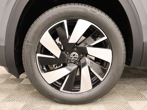 New 2026 Volkswagen Atlas Cross Sport SEL image 6