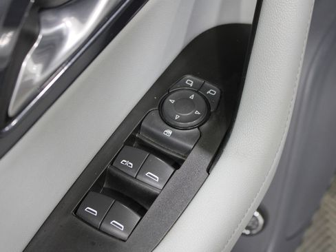 Used 2020 Chevrolet Blazer LT AWD/4WD image 7