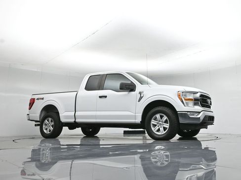 Certified 2021 Ford F150 XLT image 4