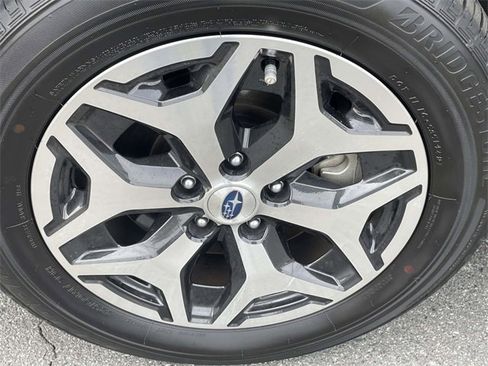 Used 2023 Subaru Forester Premium image 15