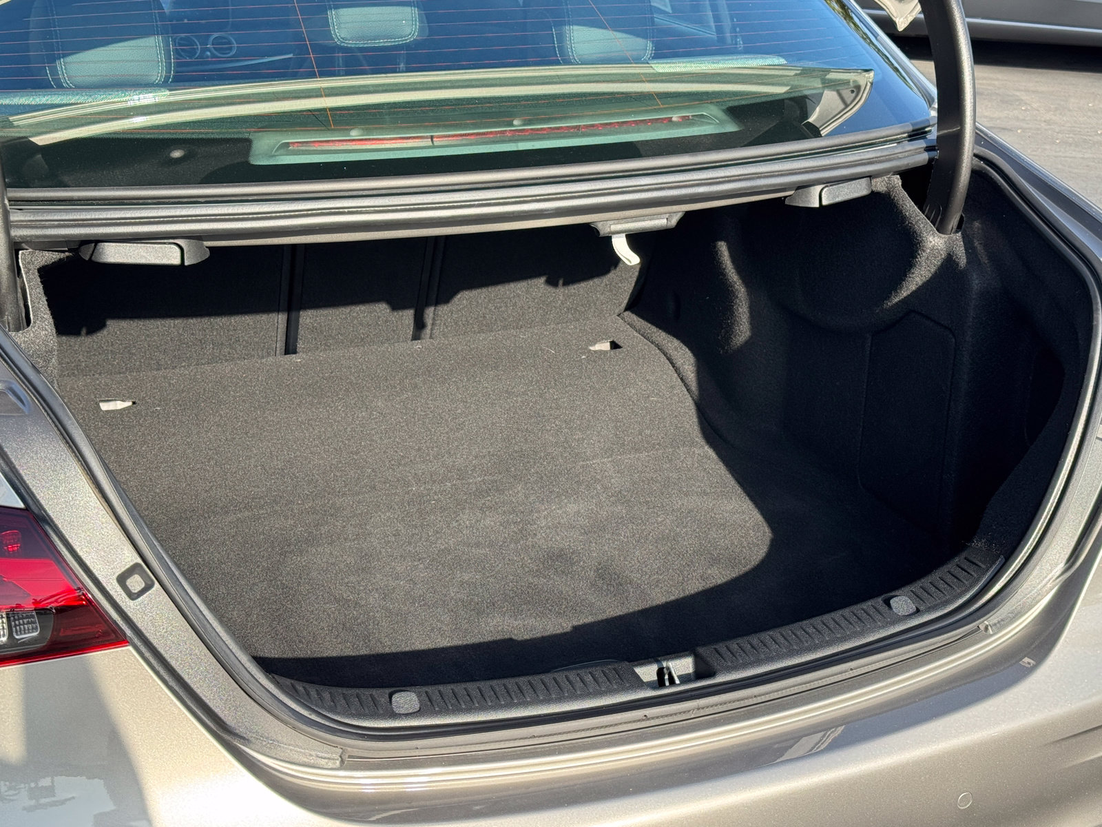 Used 2023 Mercedes-Benz E 350 Sedan image 15