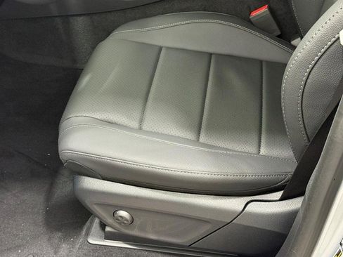 New 2026 Mercedes-Benz GLE 450 4MATIC image 16