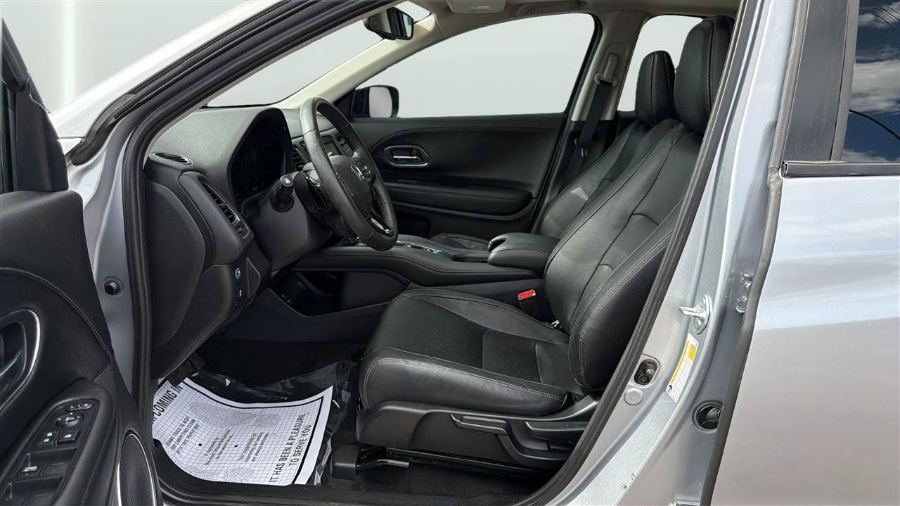 Used 2022 Honda HR-V EX-L image 11