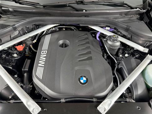 New 2026 BMW X5 xDrive40i w/ M Sport Package AWD/4WD image 64