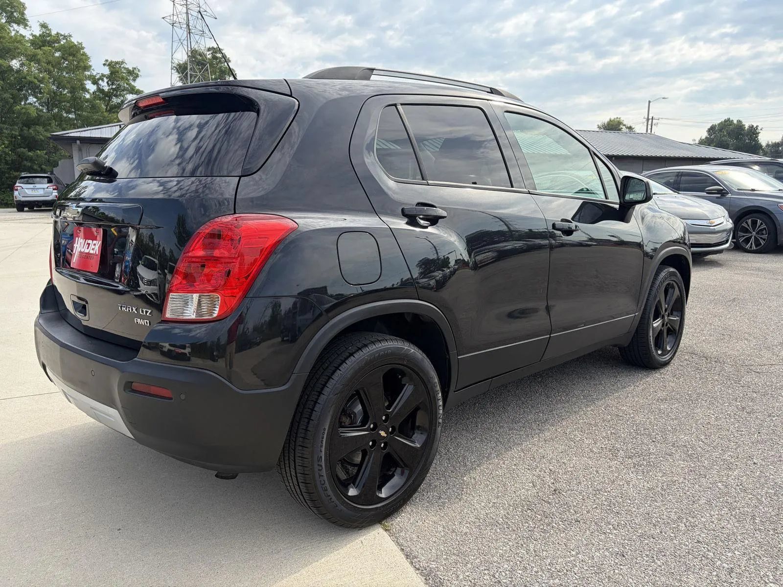 Used 2016 Chevrolet Trax LTZ w/ Midnight Edition AWD/4WD image 8