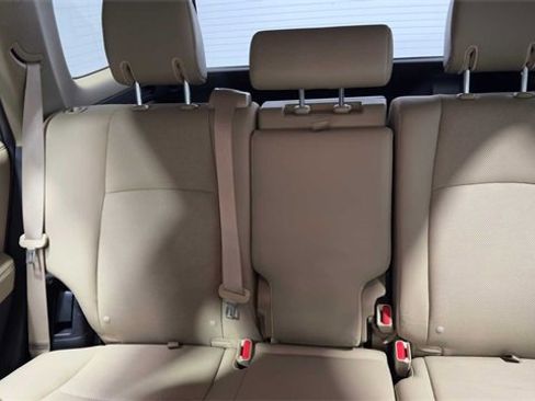 Used 2015 Toyota 4Runner Limited image 29