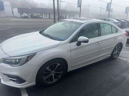 Used 2019 Subaru Legacy 2.5i Limited AWD/4WD image 3