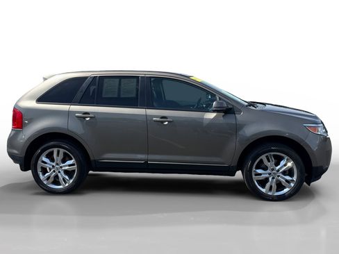 Used 2013 Ford Edge SEL FWD image 6