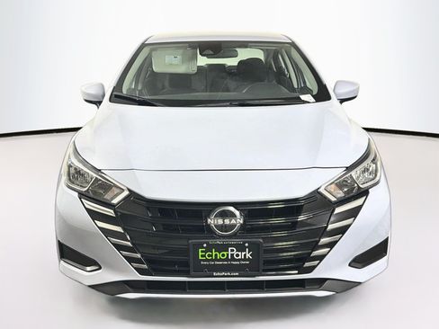 Used 2024 Nissan Versa SV FWD image 2