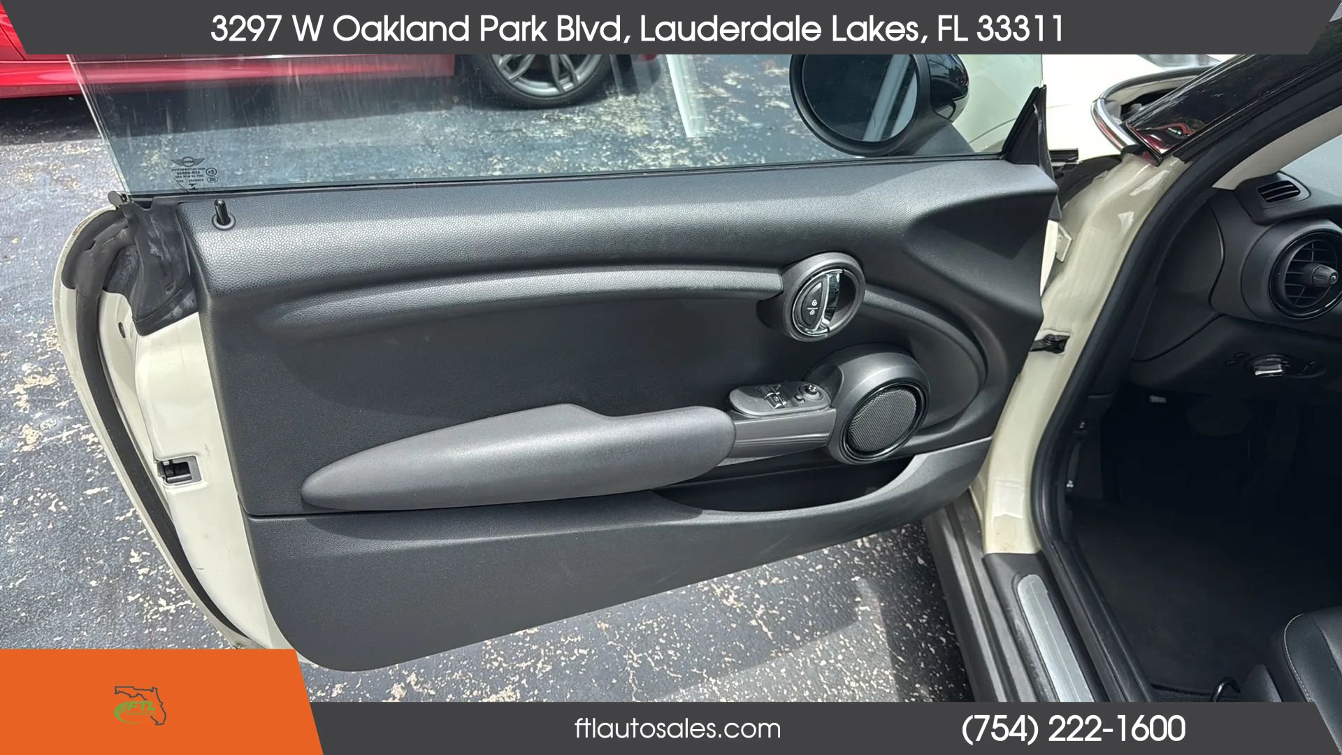 Used 2016 MINI Cooper 2-Door Hardtop FWD image 17