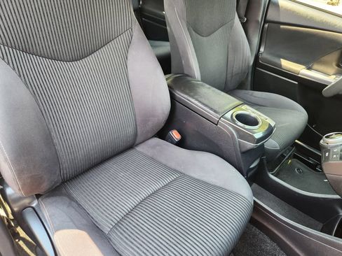 Used 2016 Toyota Prius V Three FWD image 22