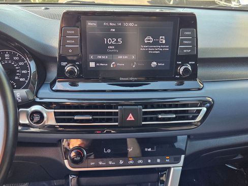 Used 2023 Kia Seltos S image 14