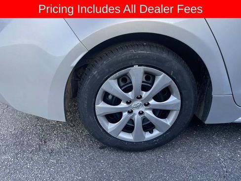 Used 2024 Toyota Corolla LE FWD image 11