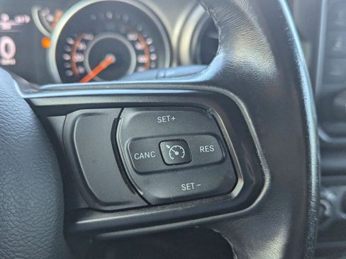 Used 2019 Jeep Wrangler Unlimited Sport S AWD/4WD image 23