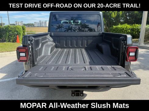 New 2026 Jeep Gladiator Willys image 35