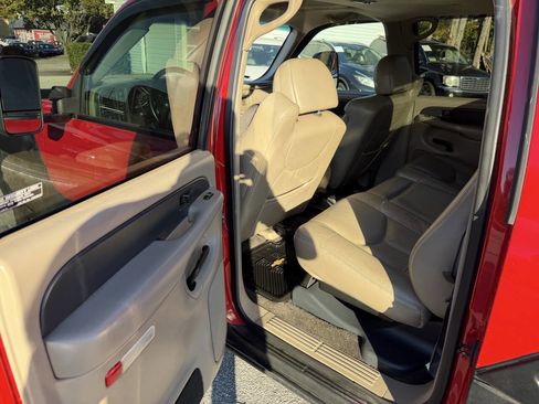 Used 2002 Chevrolet Avalanche 4x4 w/ Off-Road Suspension Pkg image 14