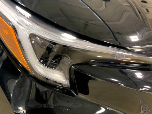 Used 2024 Toyota Corolla SE image 25