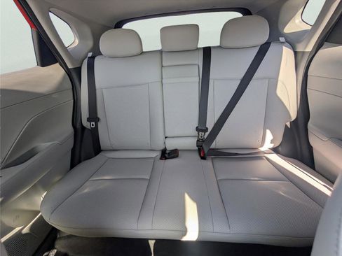 Used 2024 Hyundai Kona Limited image 13