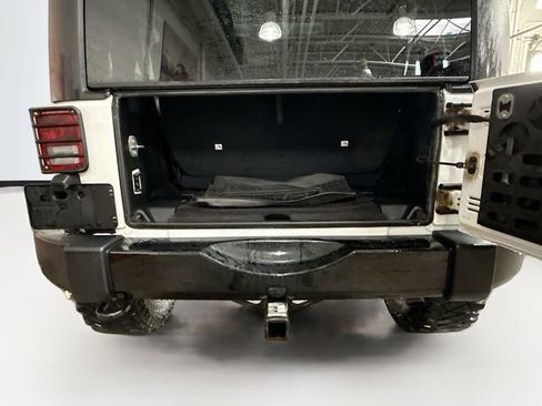Used 2017 Jeep Wrangler Sport AWD/4WD image 23
