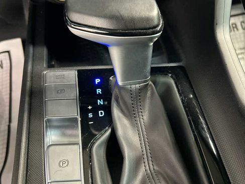 Used 2023 Hyundai Elantra SEL w/ Convenience Package FWD image 7