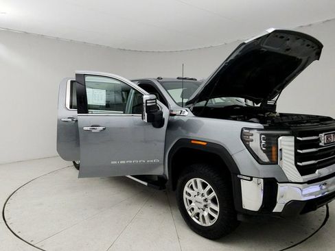 Certified 2024 GMC Sierra 2500 SLT w/ SLT Premium Package AWD/4WD image 10