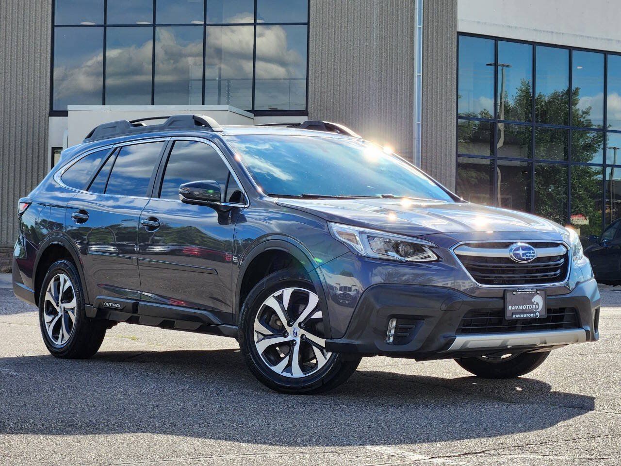 Used 2020 Subaru Outback Limited AWD/4WD image 27