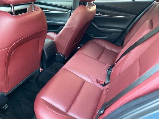 Used 2023 MAZDA MAZDA3 s FWD image 22