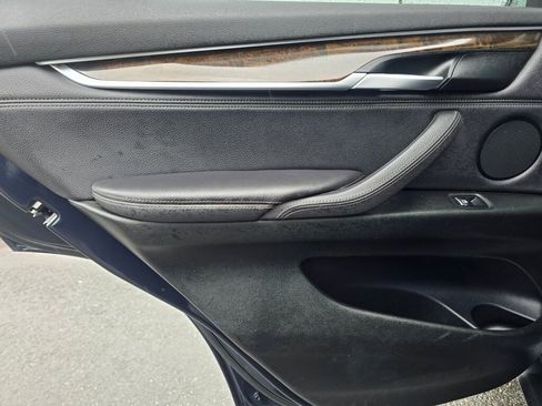 Used 2017 BMW X5 xDrive40e image 21