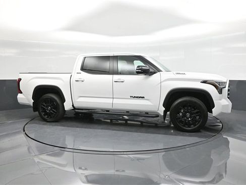 New 2026 Toyota Tundra Limited image 17