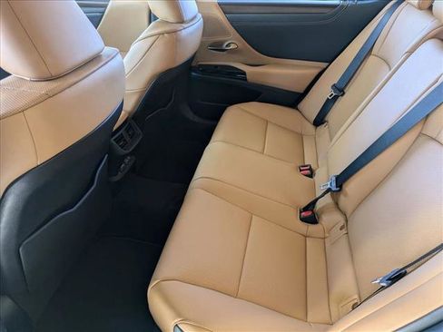 New 2025 Lexus ES 350 w/ Premium Package image 15