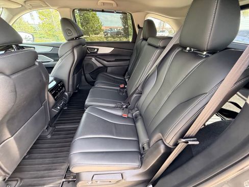 Used 2023 Acura MDX FWD w/ Technology Package image 18